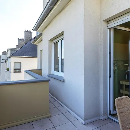 Elegant 2Br In Luxembourg With Balcony & Wifi Apartment Exterior photo