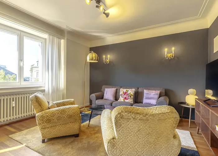 Elegant 2Br In Luxembourg With Balcony & Wifi