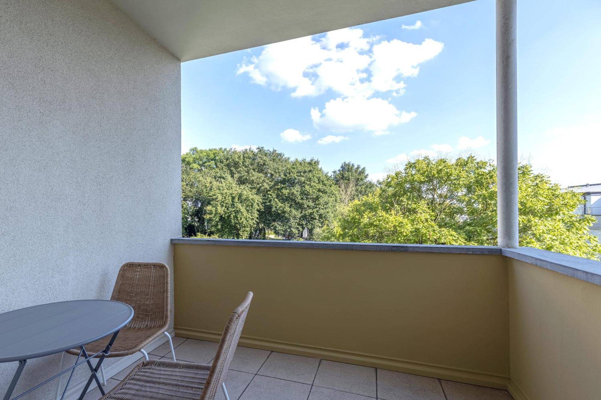 Elegant 2br In With Balcony & Wifi * Luxembourg