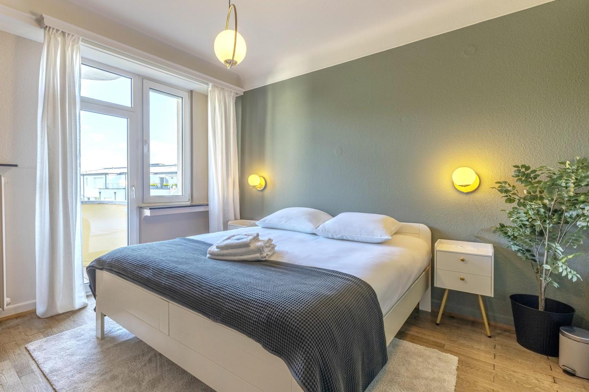 Elegant 2br In With Balcony & Wifi Apartment Luxembourg